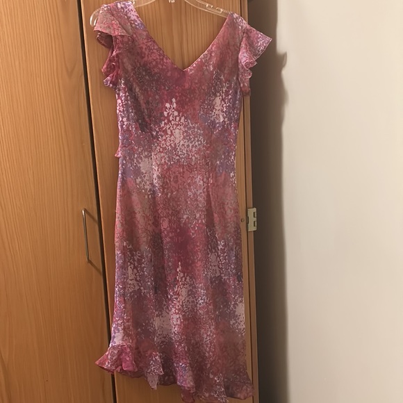 Pink dress - Picture 2 of 4